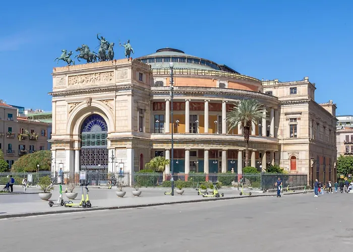 Hostel A Casa Di Amici Palermo